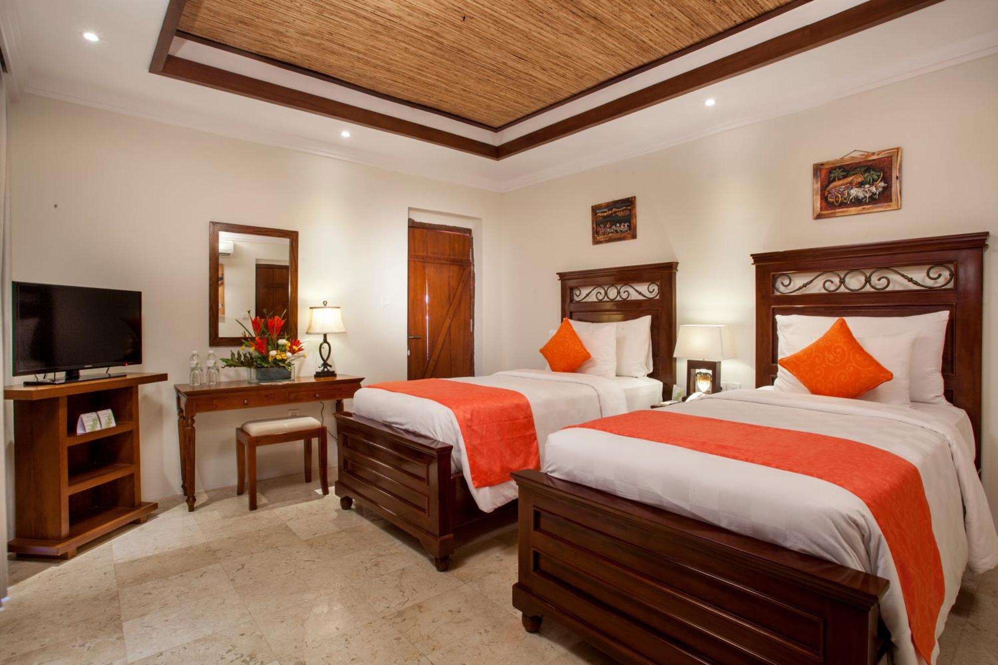 Kanaka Three-Bedroom Pool Villa Daily Afternoon Tea